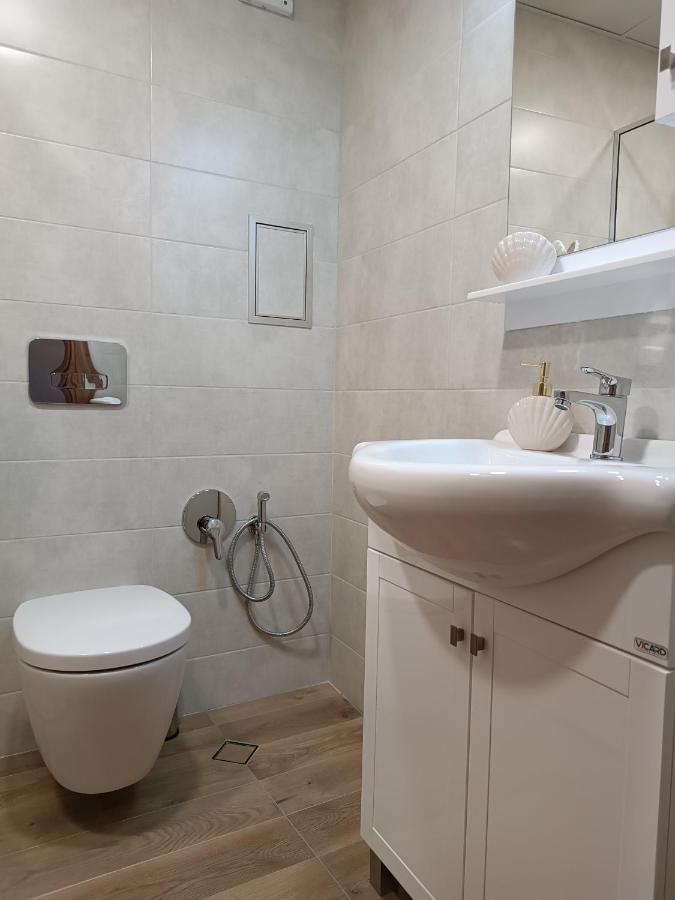 Apartament Intense Yukarı Cuma Dış mekan fotoğraf