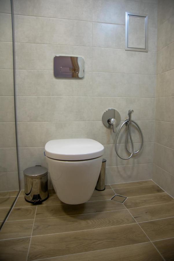 Apartament Intense Yukarı Cuma Dış mekan fotoğraf